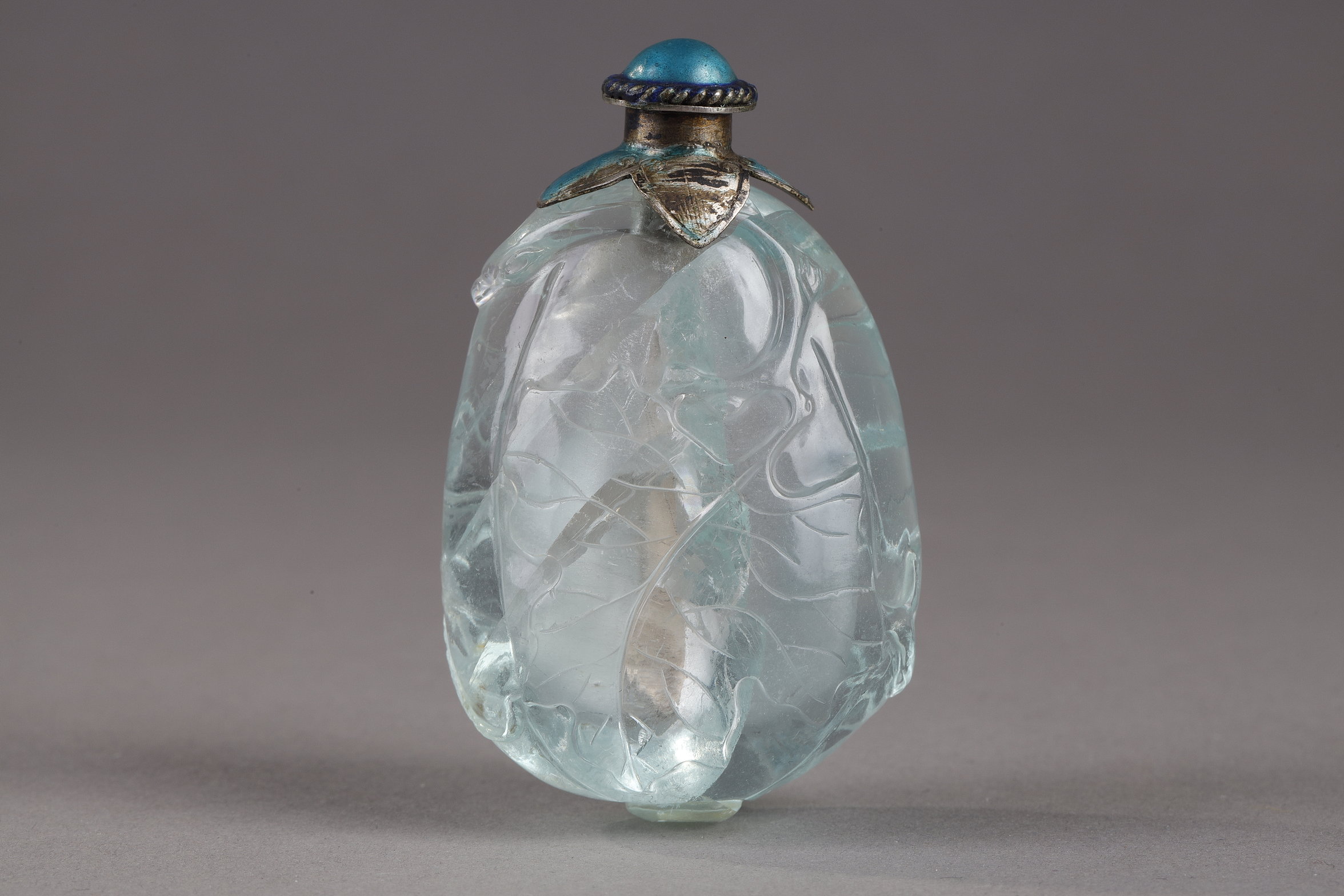 Aquamarine snuff bottle in the shape of fruit - China 19th century